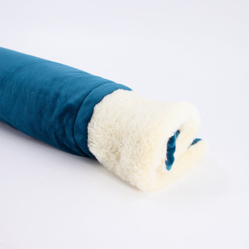 Washable bite resistant pet sleeping bag